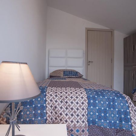 Apartments Kuljace スヴェティ・ステファン エクステリア 写真