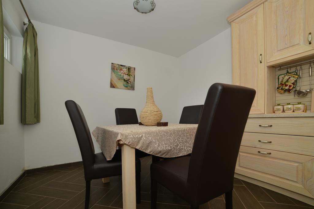 Apartments Kuljace スヴェティ・ステファン エクステリア 写真