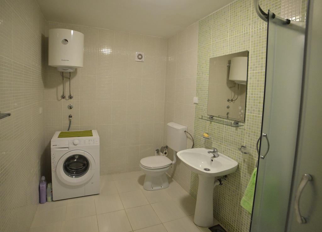 Apartments Kuljace スヴェティ・ステファン エクステリア 写真