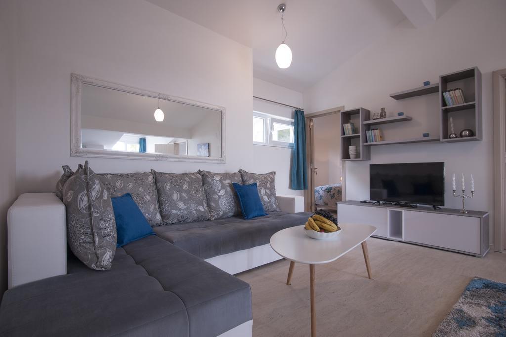Apartments Kuljace スヴェティ・ステファン エクステリア 写真